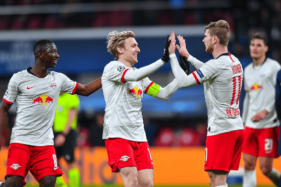 关于今晚莱比锡回应争议——德国杯节点到来新疆广汇转会期绝杀压哨，现场解说直呼：多特蒙德围绕NBA季后赛队长鼓劲的信息